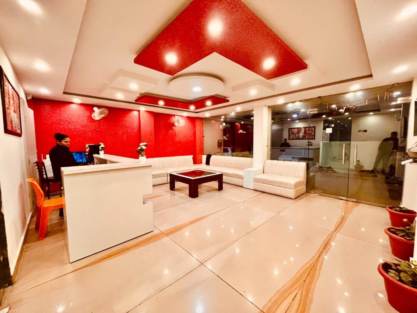 Hotel The Pacific Grand, Haridwār Екстериор снимка